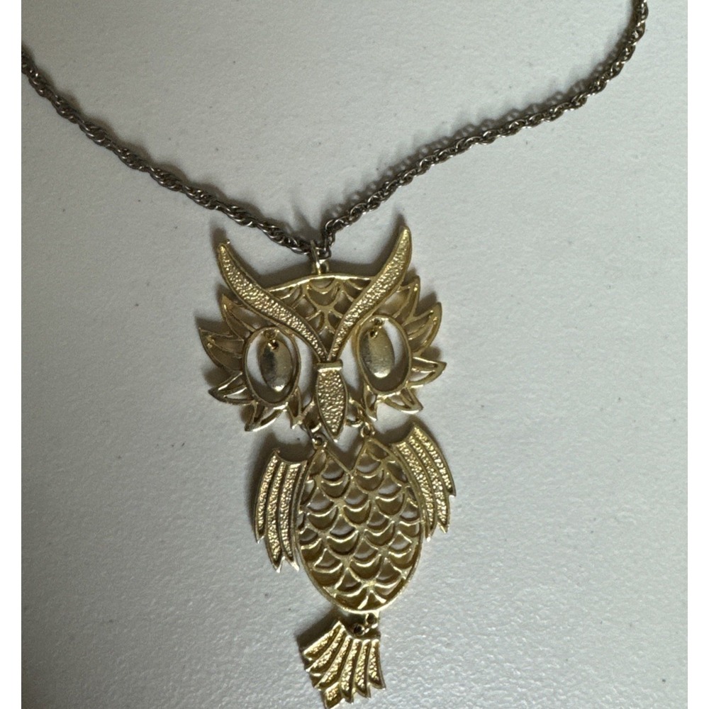 Vintage 70's Necklace 4.5" Articulated Owl Moving Eyes Gold‎ Tone Metal 24"